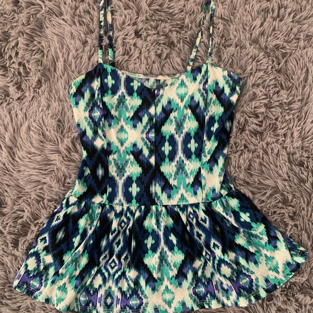 Different Tones Of Blue (S)